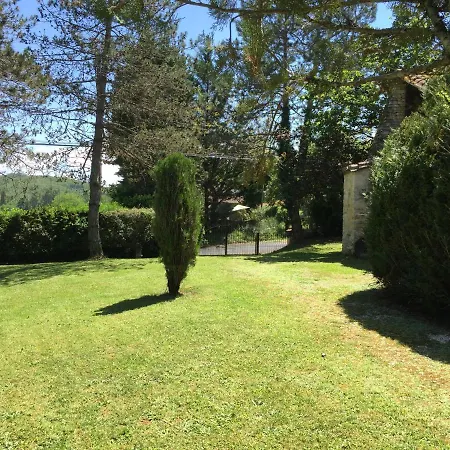 Chambre Cocooning En Etage Sur Le Chemin De Compostelle ホームステイ
